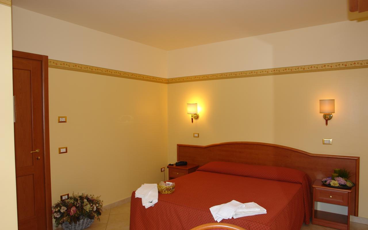 Hotel Rosamarina San Giovanni Rotondo Dış mekan fotoğraf