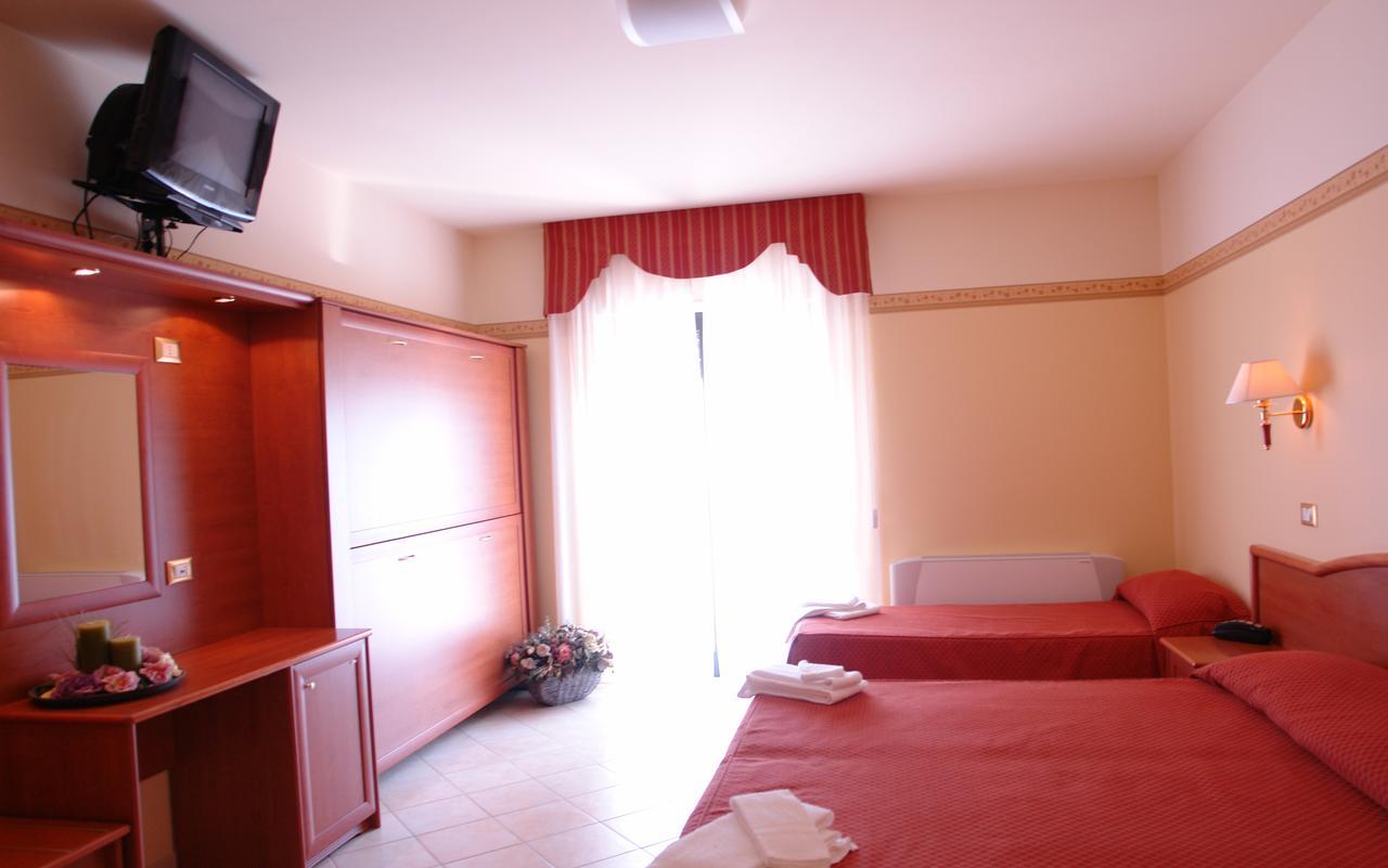 Hotel Rosamarina San Giovanni Rotondo Dış mekan fotoğraf