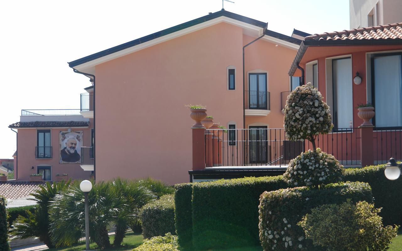 Hotel Rosamarina San Giovanni Rotondo Dış mekan fotoğraf